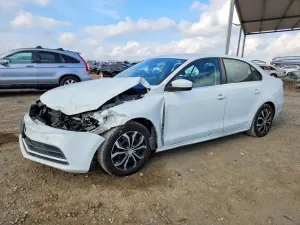 Volkswagen Jetta 1.4L 4 2017