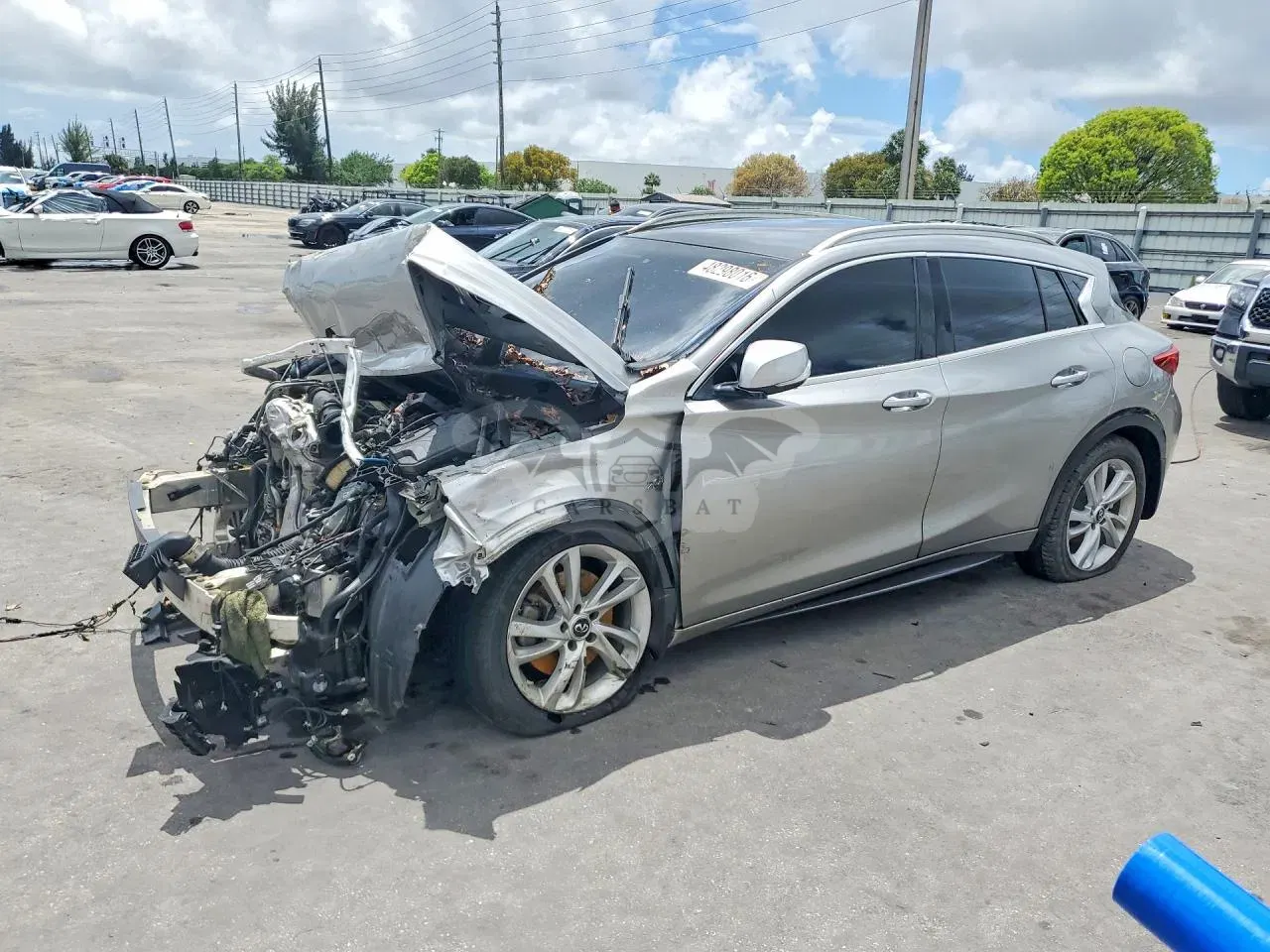 Infiniti QX30 2019