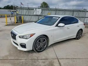 Infiniti Q50 3.7L 6 2015