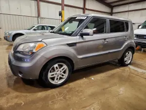 Kia Soul 2.0L 4 2011