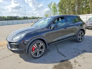 Porsche Cayenne 4.8L 8 2013