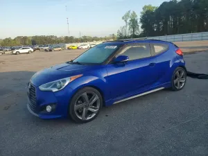Hyundai Veloster 1.6L 4 2013