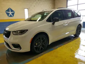 Chrysler Pacifica 3.6L 6 2025