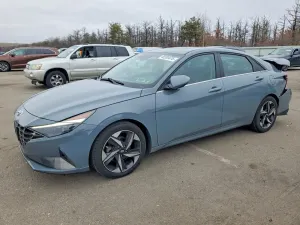 Hyundai Elantra 2.0L 4 2022