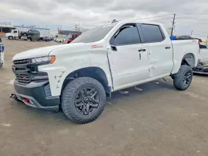Chevrolet Silverado 1500 5.3L 8 2021
