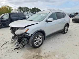Nissan Rogue 2.5L 4 2015