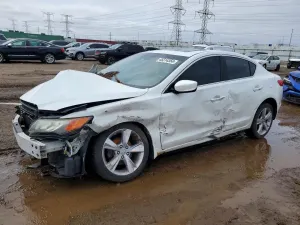 Acura ILX 2.0L 4 2015