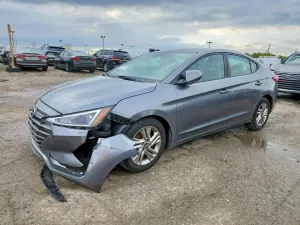 Hyundai Elantra 2.0L 4 2019