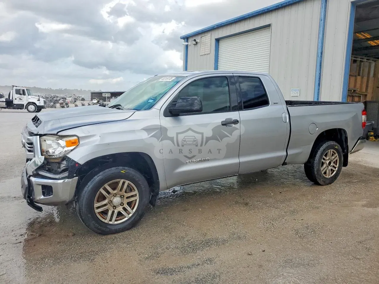 Toyota Tundra 2016