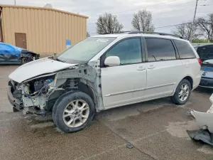 Toyota Sienna 3.3L 6 2004