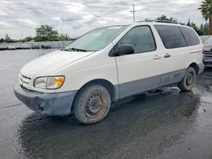 Toyota Sienna 3.0L 6 1998