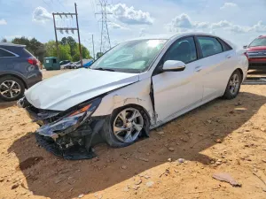 Hyundai Elantra 2.0L 4 2021