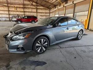 Nissan Altima 2.5L 4 2019