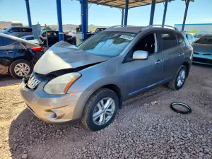 Nissan Rogue 2.5L 4 2012