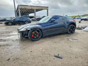 Nissan 370z 3.7L 6 2012