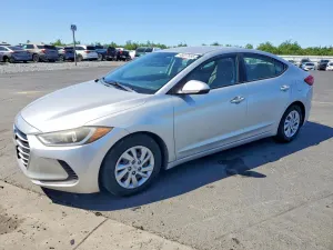 Hyundai Elantra 2.0L 4 2017