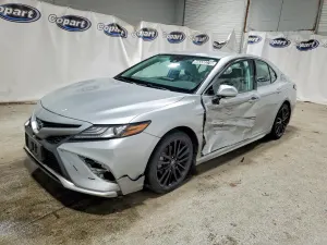 Toyota Camry 2.5L 4 2021