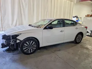 Nissan Altima 2.5L 4 2025