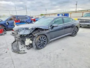 Volkswagen Arteon 2.0L 4 2019
