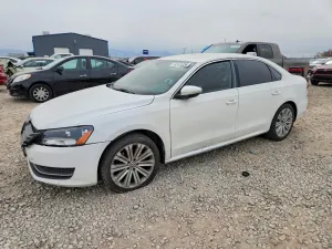 Volkswagen Passat 2.5L 5 2012