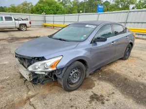 Nissan Altima 2.5L 4 2015