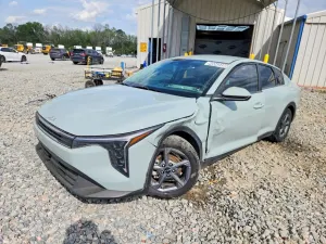 Kia K4 2.0L 4 2025