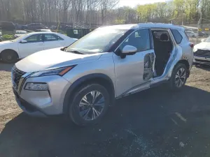 Nissan Rogue 2.5L 4 2021