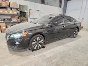 Nissan Altima 2.5L 4 2020