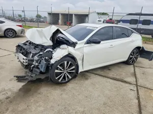 Nissan Altima 2.5L 4 2020