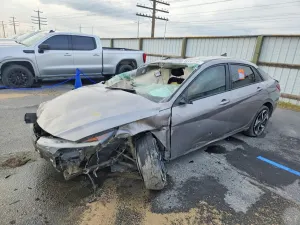 Hyundai Elantra 2.0L 4 2023
