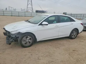 Hyundai Elantra 2.0L 4 2025