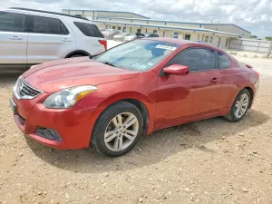 Nissan Altima 2.5L 4 2013