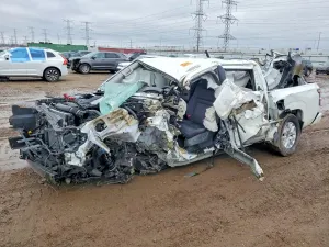 Nissan Frontier 3.8L 6 2024