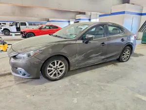 Mazda 3 2.0L 4 2015