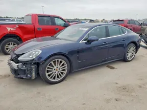 Porsche Panamera 3.0L 6 2018