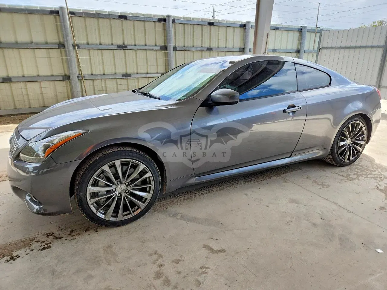 Infiniti G37 3.7L 6 2012