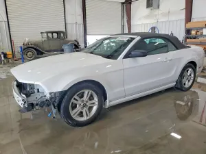 Ford Mustang 3.7L 6 2014