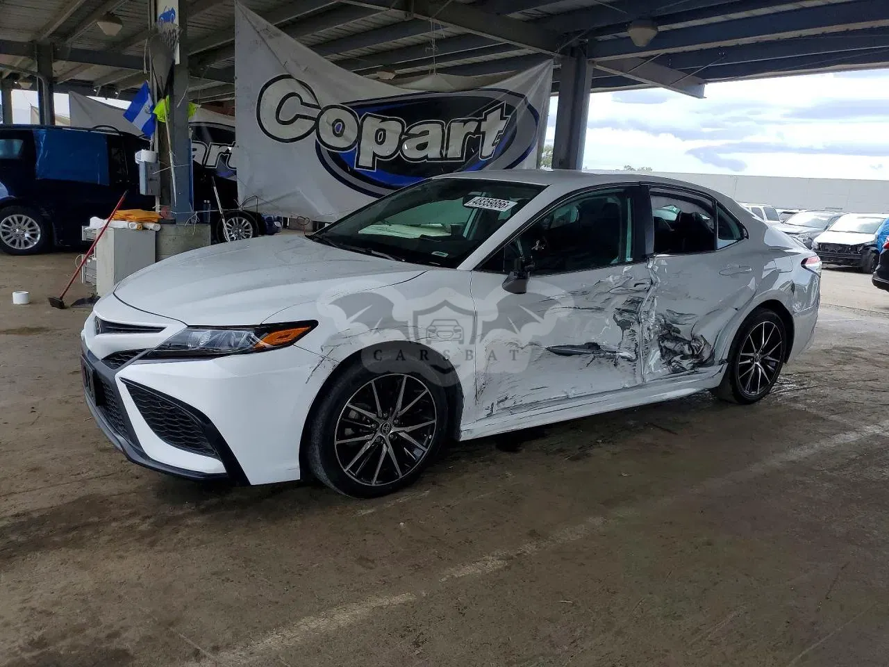 Toyota Camry 2.5L 4 2023