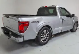 Ford F-150 5.0L 8 2025