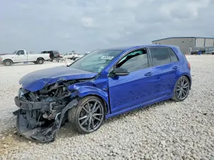 Volkswagen Golf 2L 4 2017
