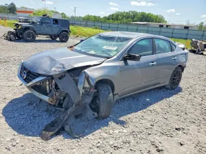 Nissan Altima 2.5L 4 2017