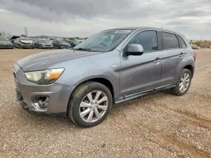 Mitsubishi Outlander 2.0L 4 2014