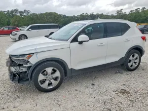 Volvo XC40 2.0L 4 2019
