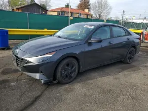 Hyundai Elantra 2.0L 4 2021