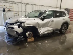 Nissan Rogue SV 1.5L 3 2023