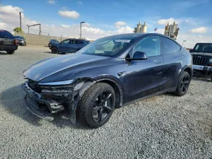 Tesla Model Y 2026