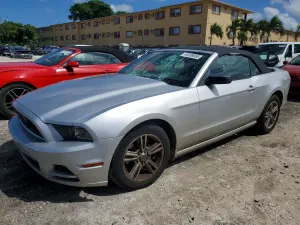 Ford Mustang 3.7L 6 2014