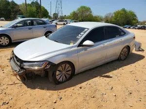Volkswagen Jetta 1.4L 4 2019