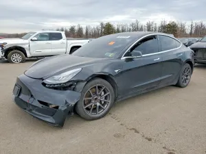 Tesla Model 3 2018