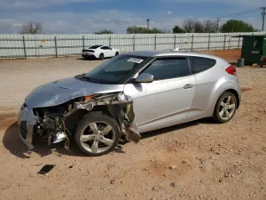 Hyundai Veloster 1.6L 4 2012